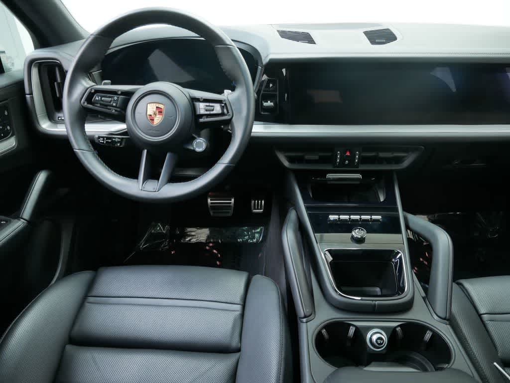 Thumbnail: 2025 Porsche Cayenne - 16