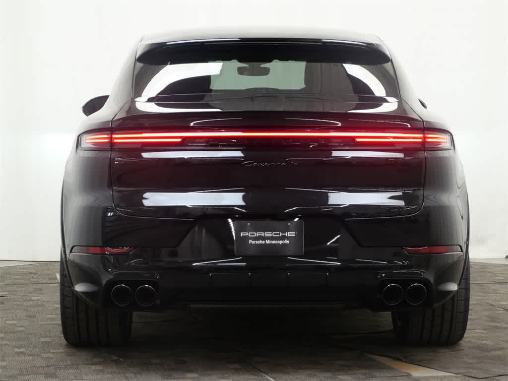 Thumbnail: 2025 Porsche Cayenne - 6