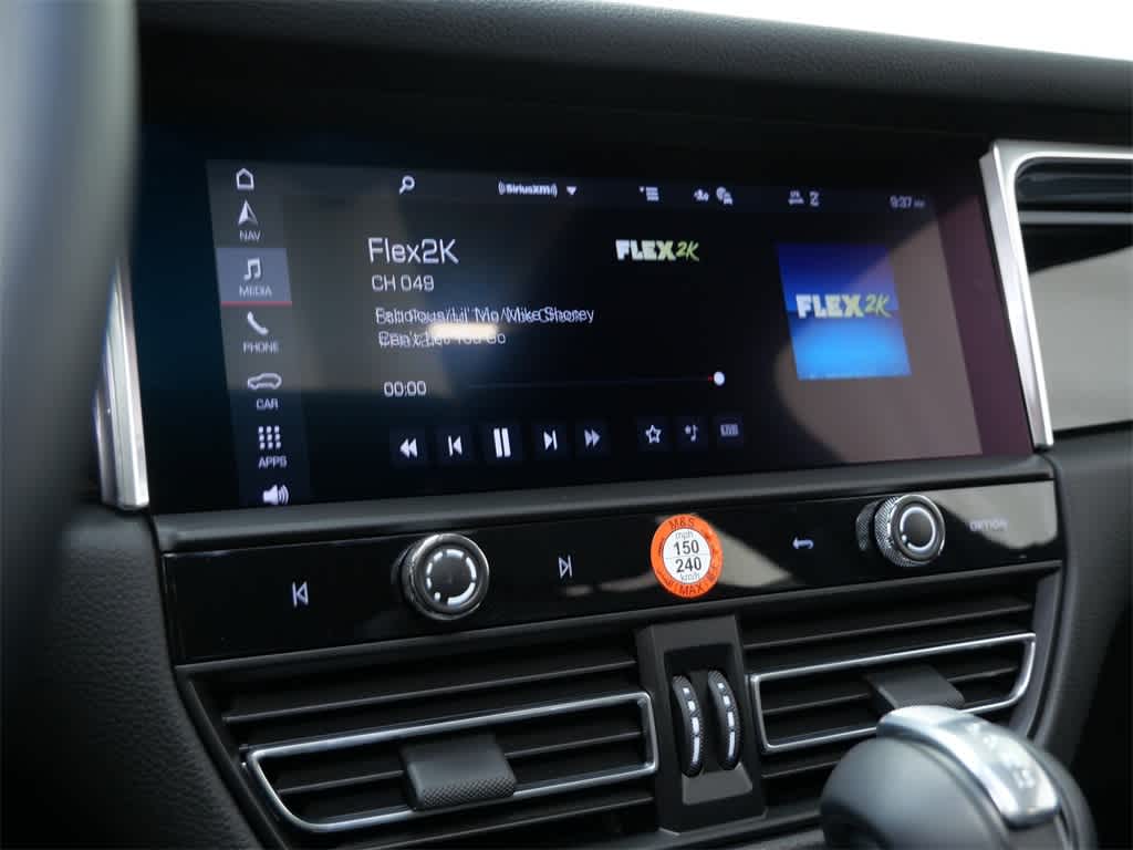 Thumbnail: 2025 Porsche Macan - 26