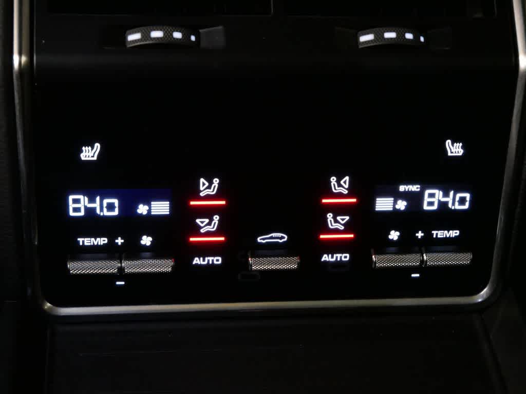 Thumbnail: 2023 Porsche Panamera - 15