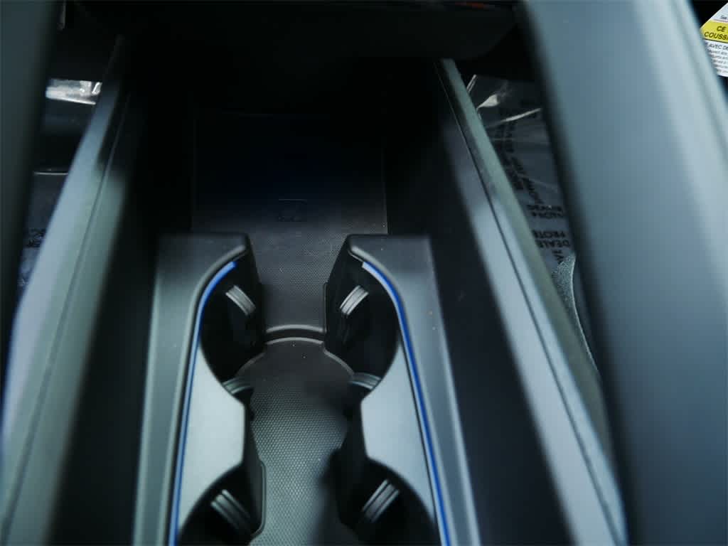 Thumbnail: 2025 Porsche Macan - 26