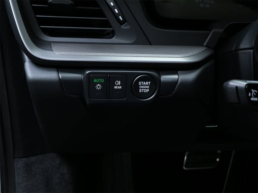 Thumbnail: 2026 Porsche 911 - 16