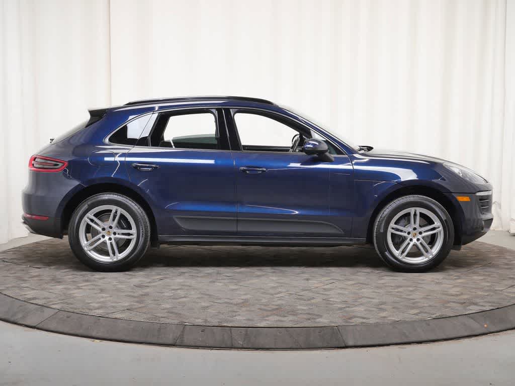 Thumbnail: 2018 Porsche Macan - 8