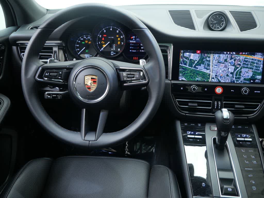 Thumbnail: 2026 Porsche Macan - 16