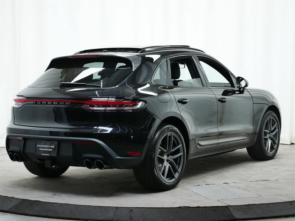 Thumbnail: 2025 Porsche Macan - 7
