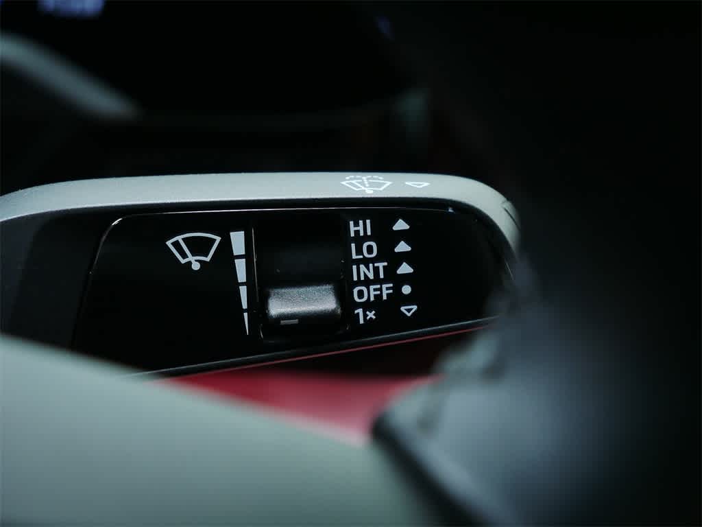 Thumbnail: 2021 Porsche Taycan - 26