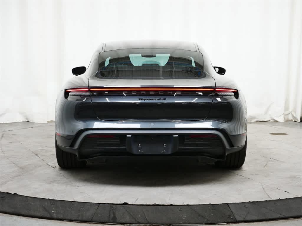 Thumbnail: 2022 Porsche Taycan - 6