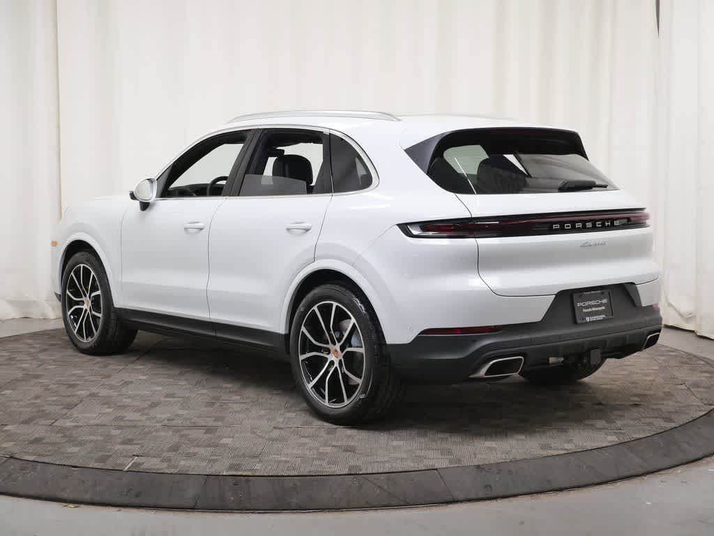 Thumbnail: 2026 Porsche Cayenne - 3