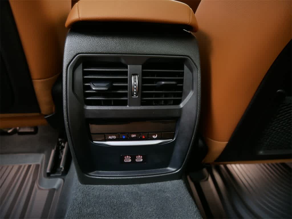 Thumbnail: 2023 BMW 3 Series - 15