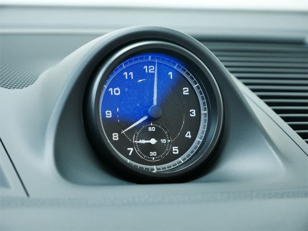 Thumbnail: 2025 Porsche Macan - 24