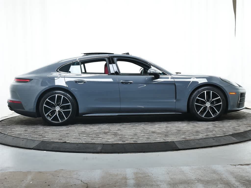Thumbnail: 2025 Porsche Panamera - 8