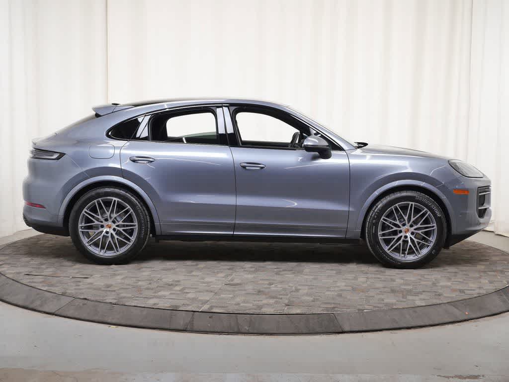 Thumbnail: 2026 Porsche Cayenne - 8