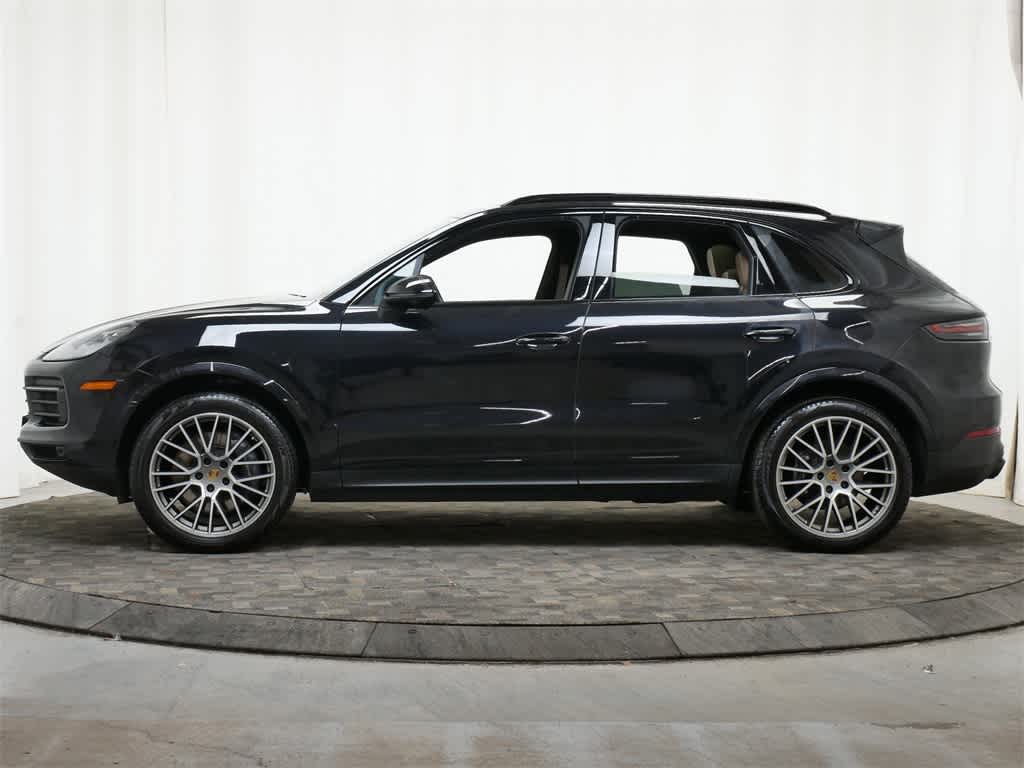 Thumbnail: 2022 Porsche Cayenne - 2