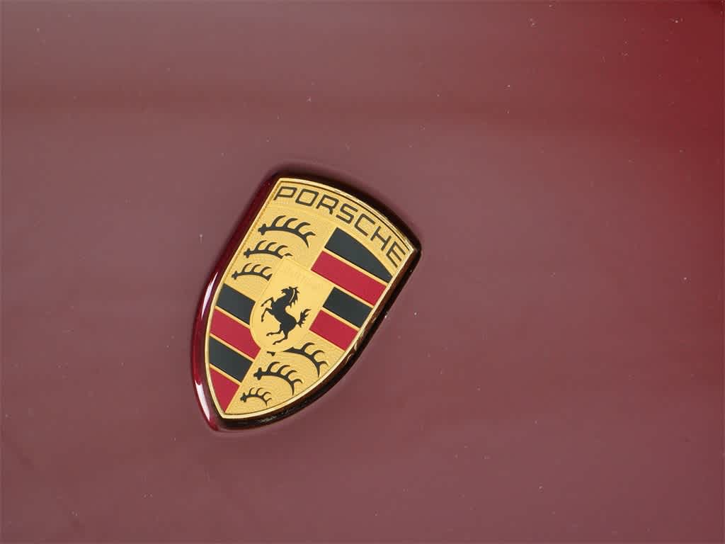 Thumbnail: 2022 Porsche Taycan - 11