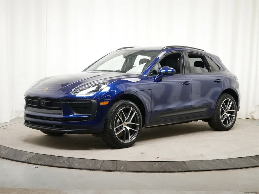 Thumbnail: 2025 Porsche Macan - 1