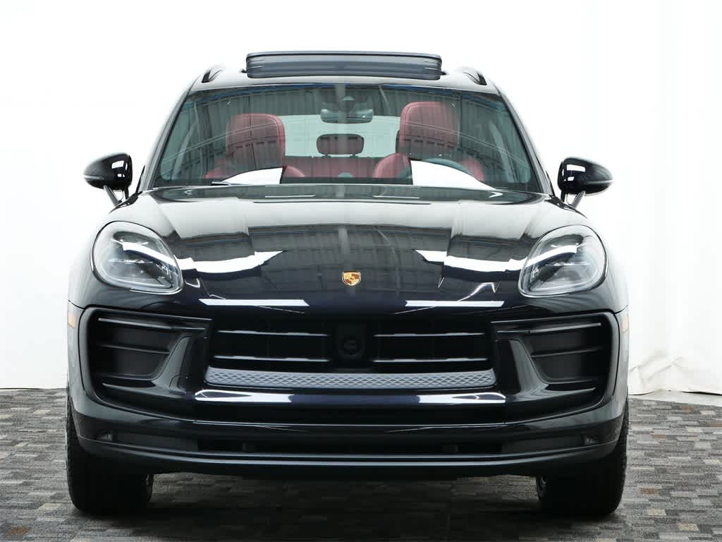 Thumbnail: 2025 Porsche Macan - 10