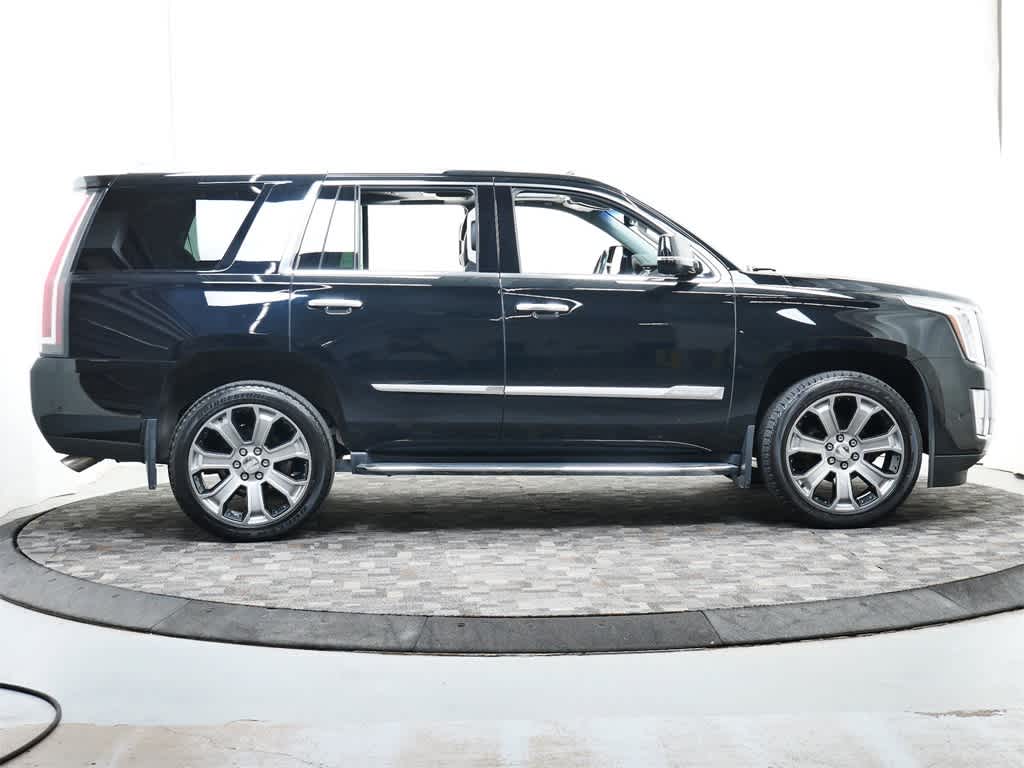 Thumbnail: 2018 Cadillac Escalade - 8