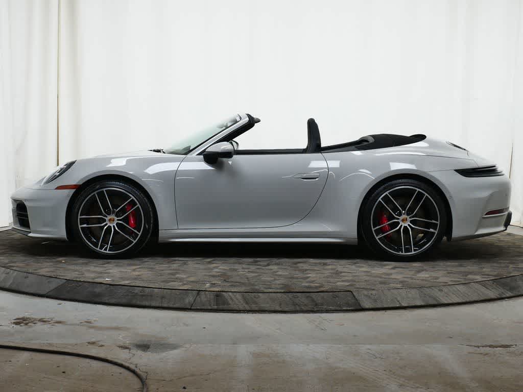 Thumbnail: 2026 Porsche 911 - 2