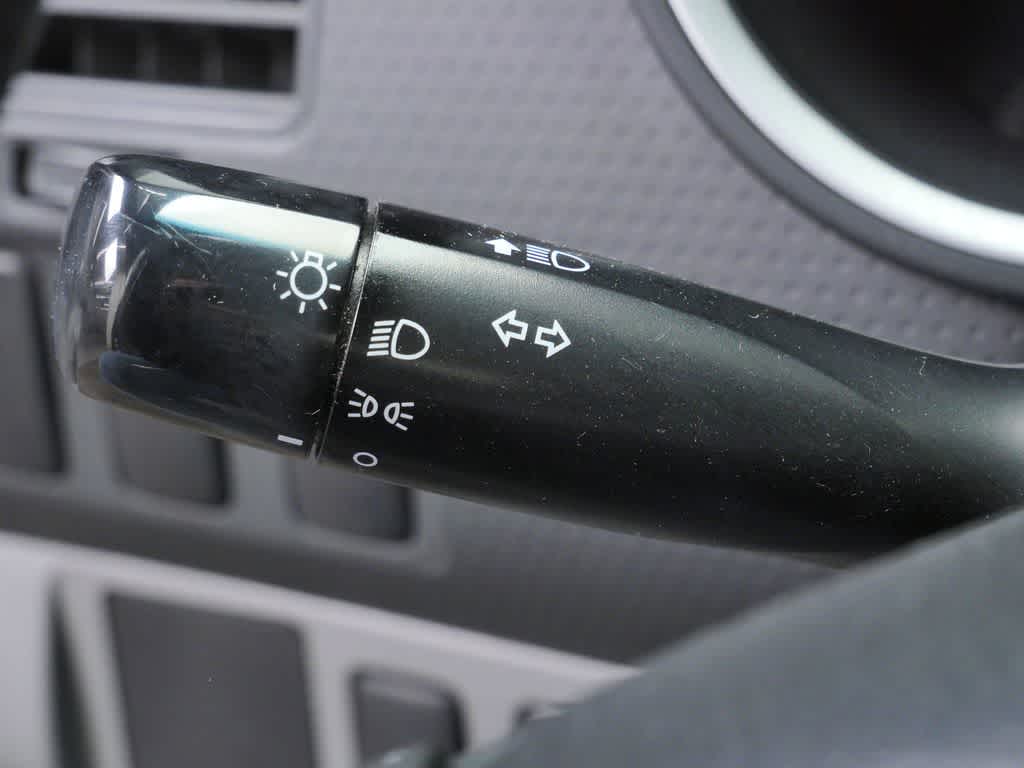 Thumbnail: 2011 Toyota Tacoma - 18