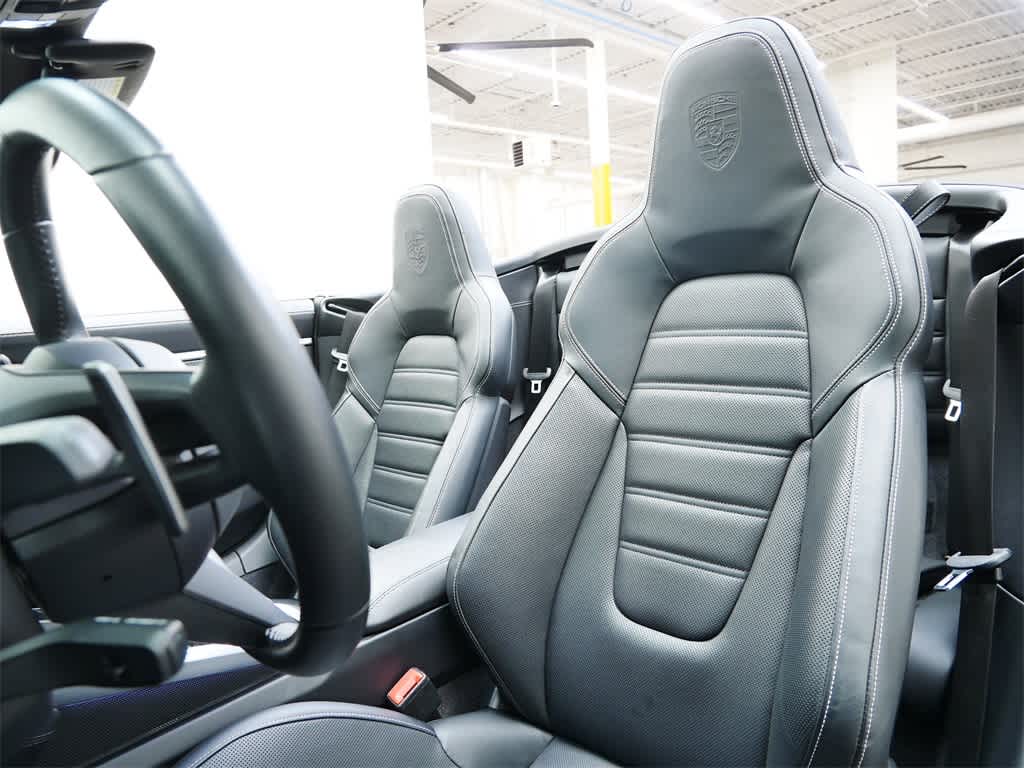 Thumbnail: 2022 Porsche 911 - 5