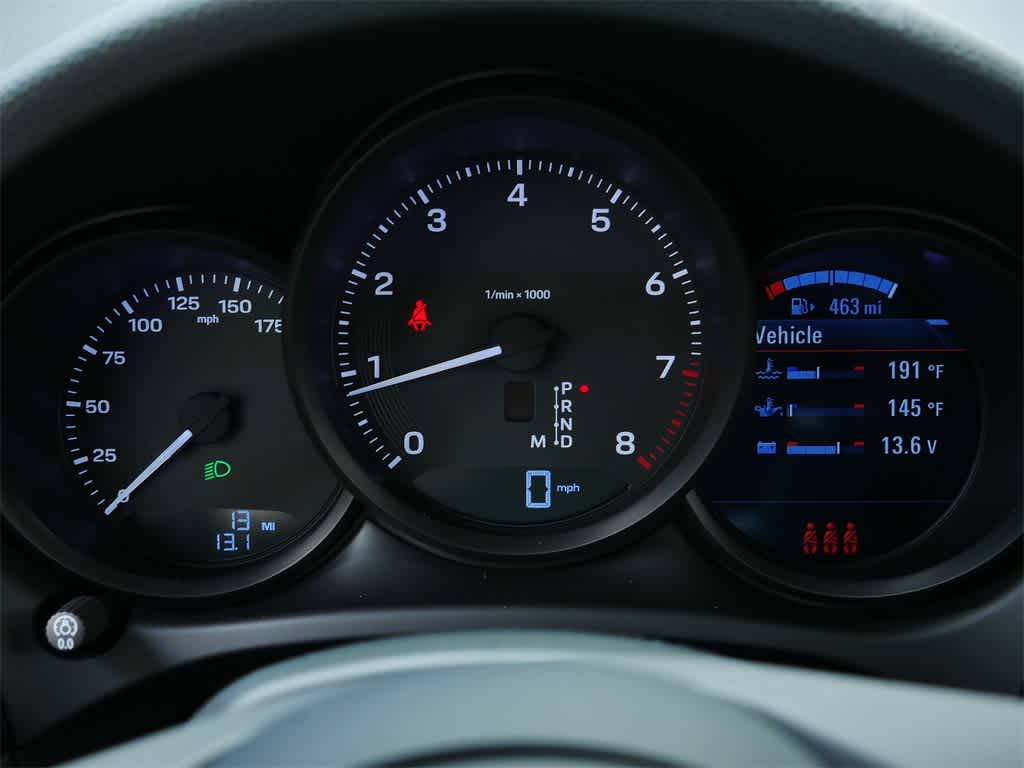 Thumbnail: 2026 Porsche Macan - 25