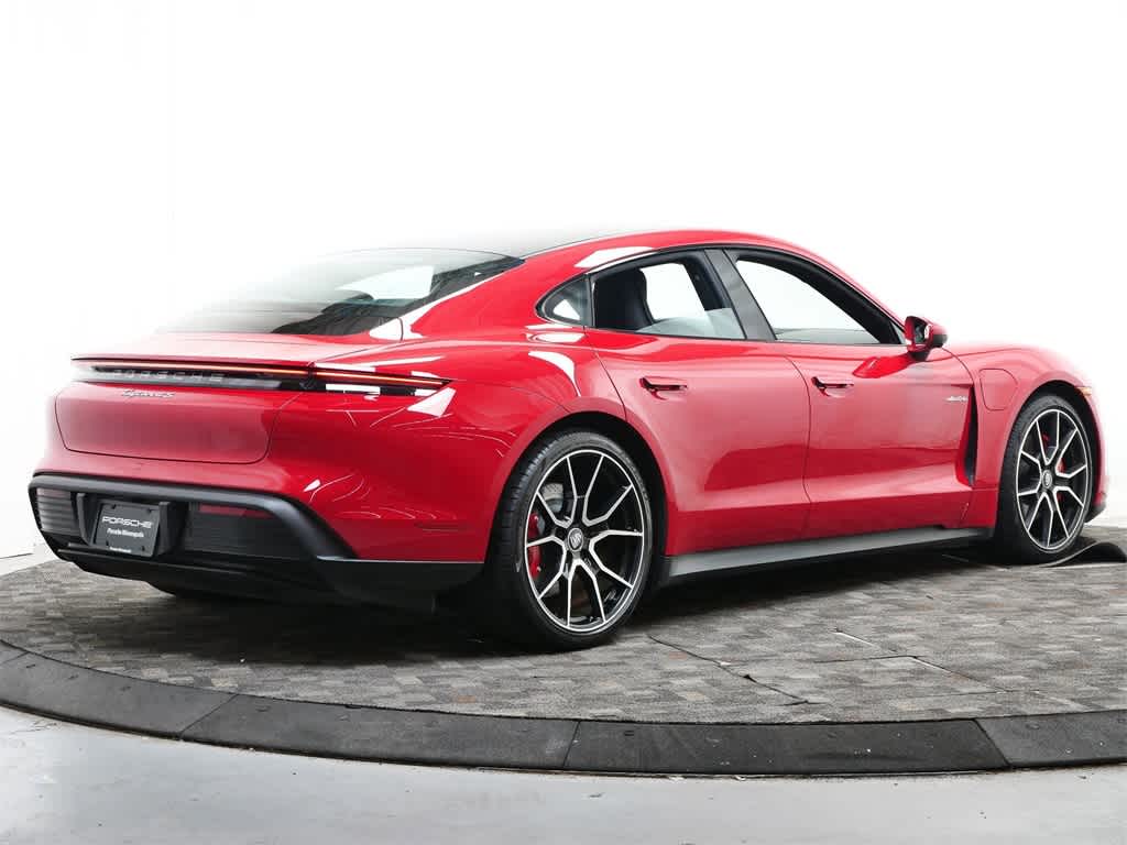 Thumbnail: 2024 Porsche Taycan - 7