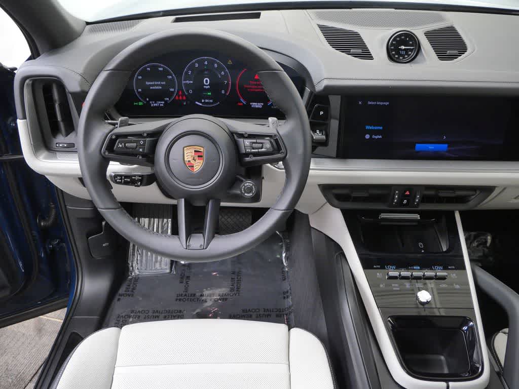 Thumbnail: 2026 Porsche Cayenne - 16