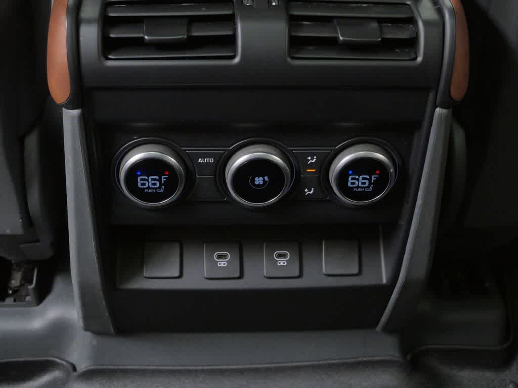 Thumbnail: 2024 Land Rover Defender - 15