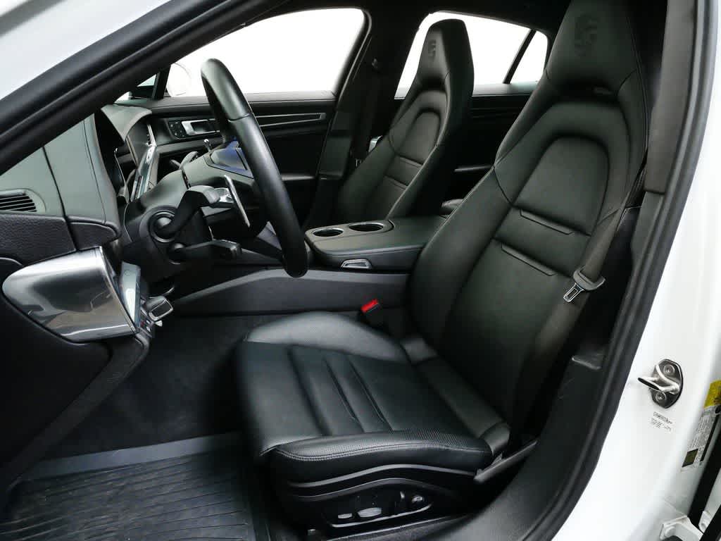 Thumbnail: 2023 Porsche Panamera - 5