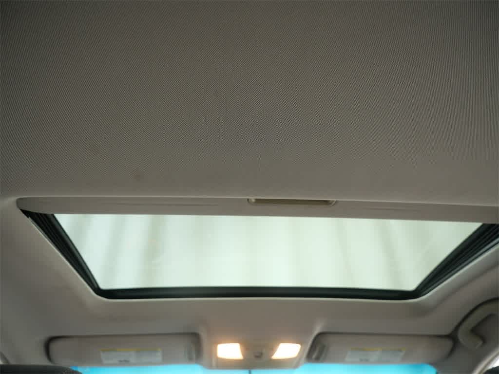 Thumbnail: 2013 Nissan Maxima - 15