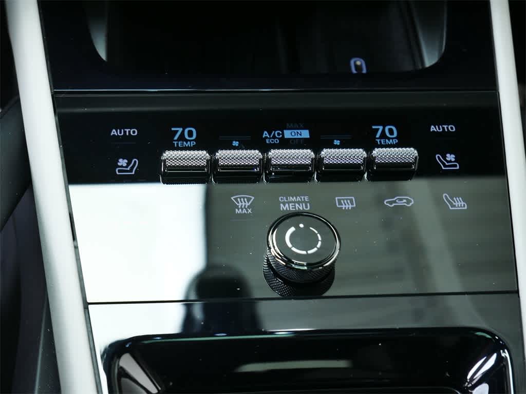 Thumbnail: 2026 Porsche Cayenne - 25