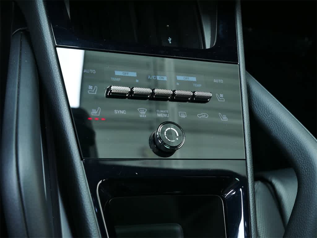 Thumbnail: 2025 Porsche Cayenne - 24