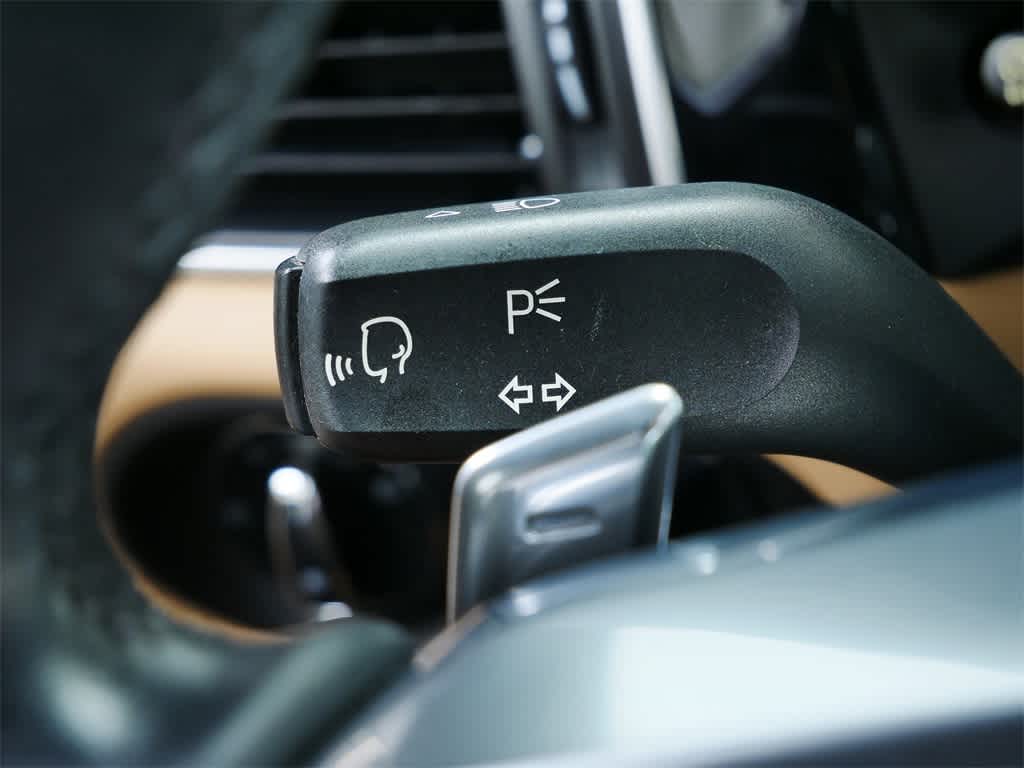 Thumbnail: 2018 Porsche Macan - 22