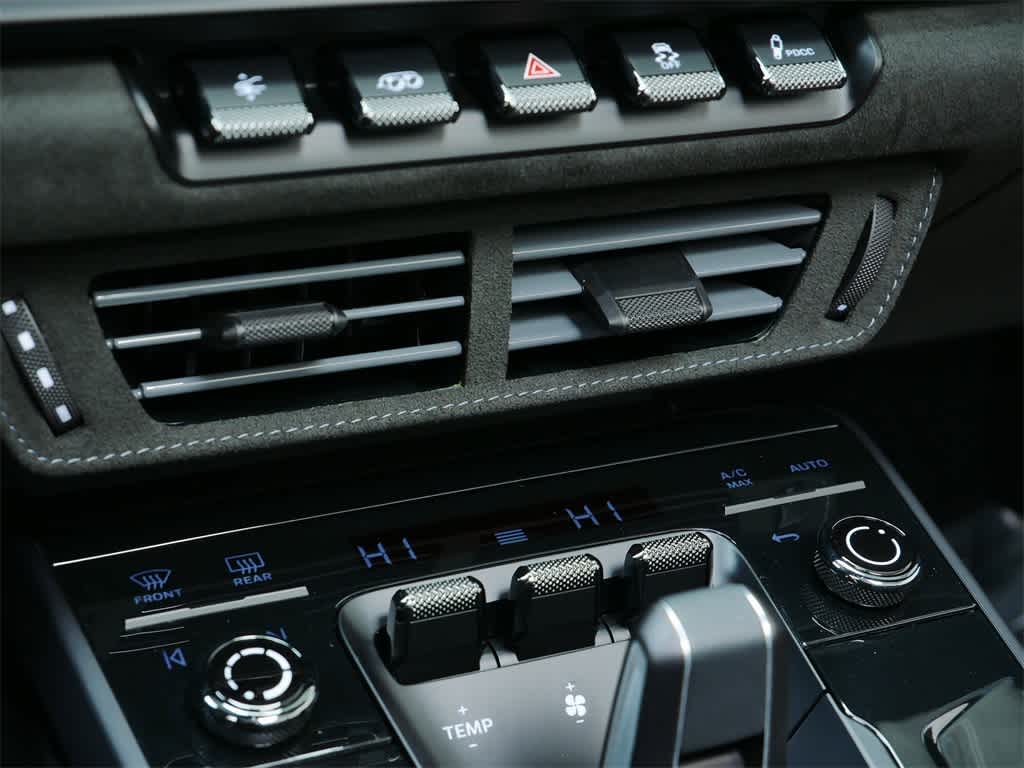 Thumbnail: 2025 Porsche 911 - 24