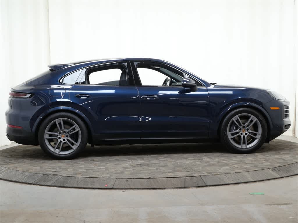 Thumbnail: 2026 Porsche Cayenne - 8
