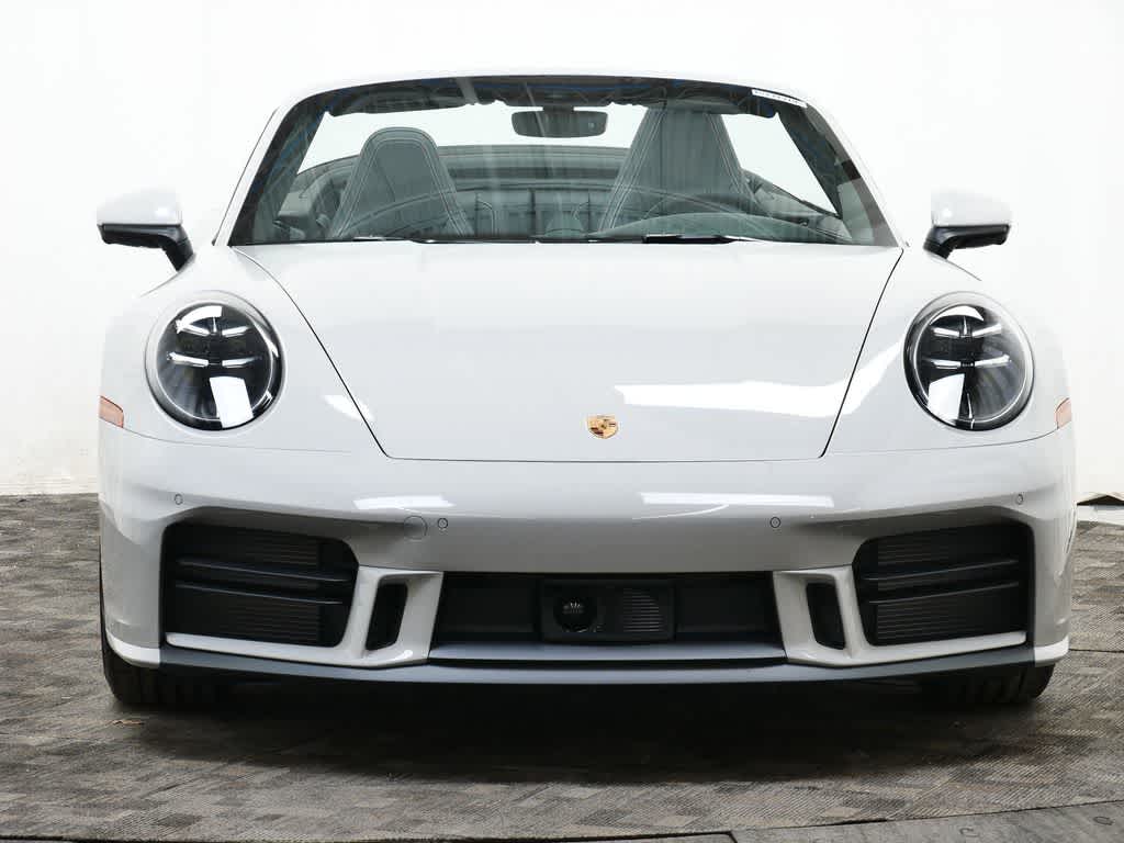 Thumbnail: 2026 Porsche 911 - 10