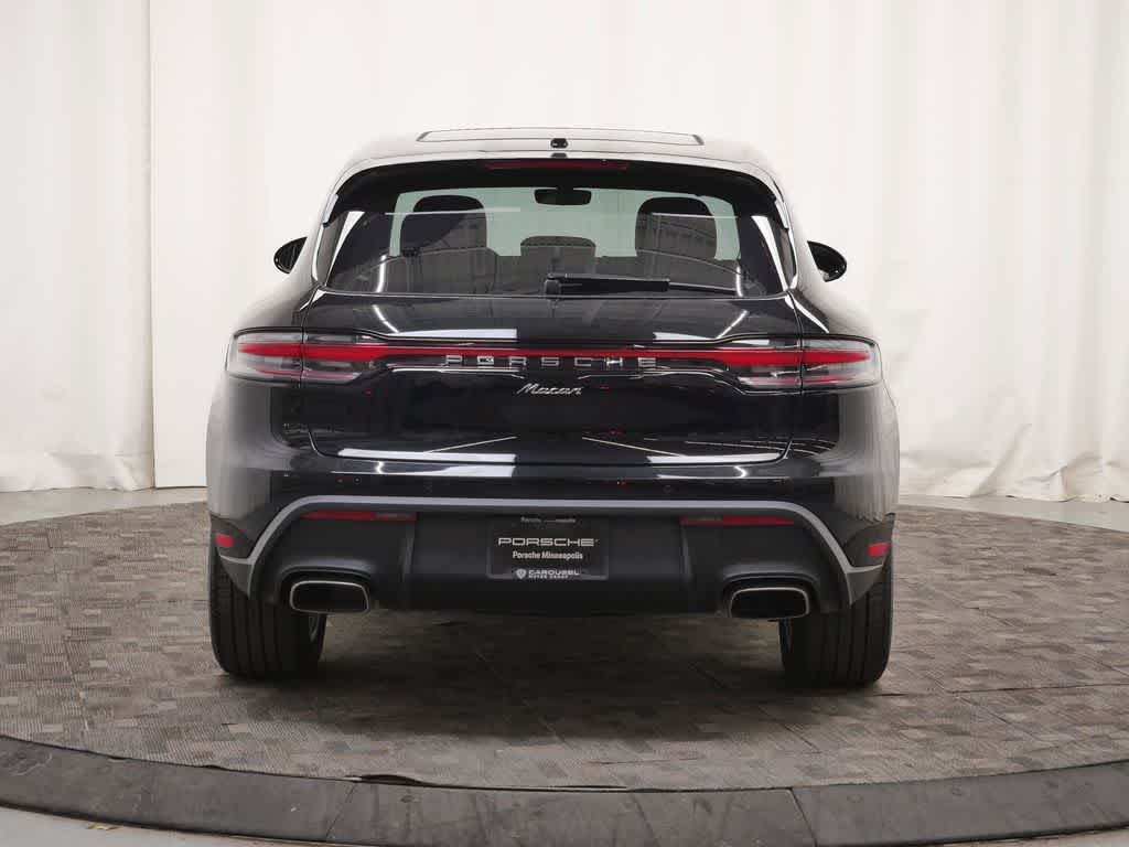 Thumbnail: 2025 Porsche Macan - 6