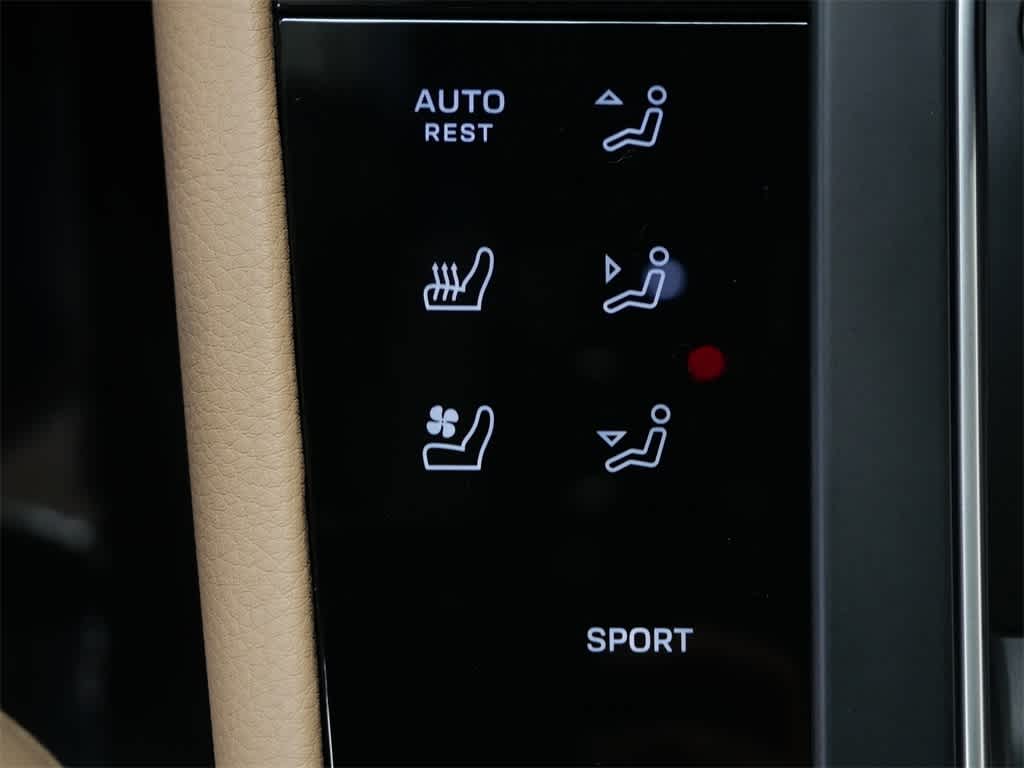 Thumbnail: 2026 Porsche Macan - 28