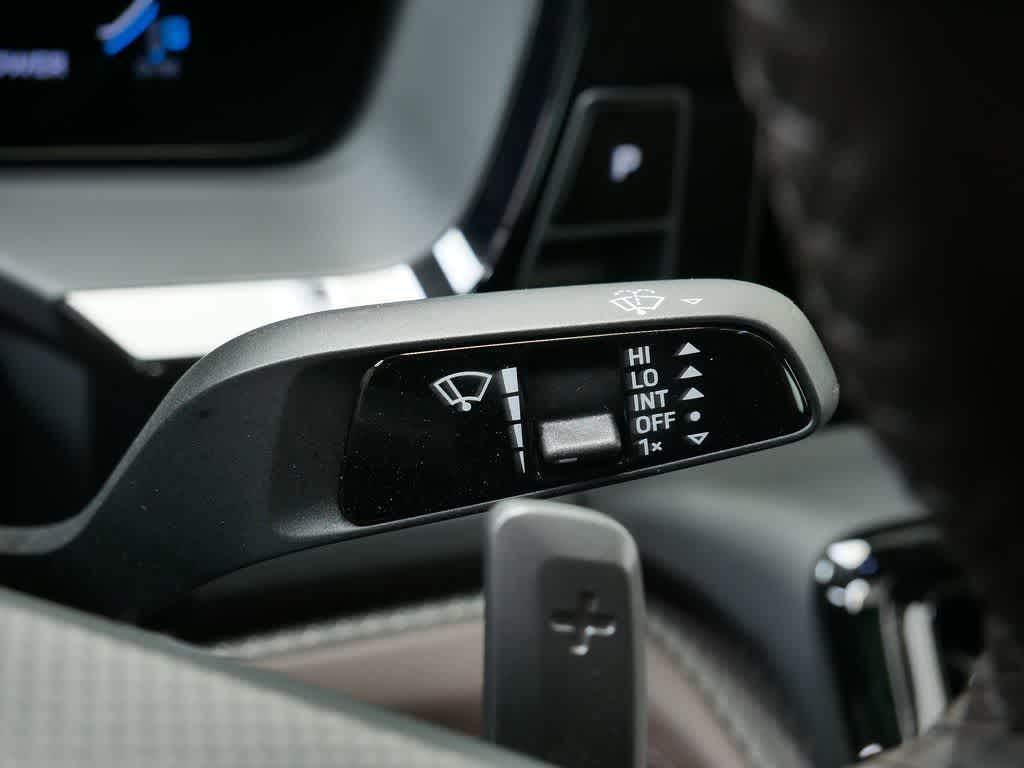 Thumbnail: 2025 Porsche Panamera - 26