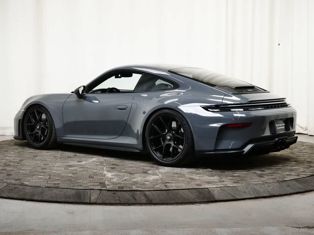 Thumbnail: 2026 Porsche 911 - 3