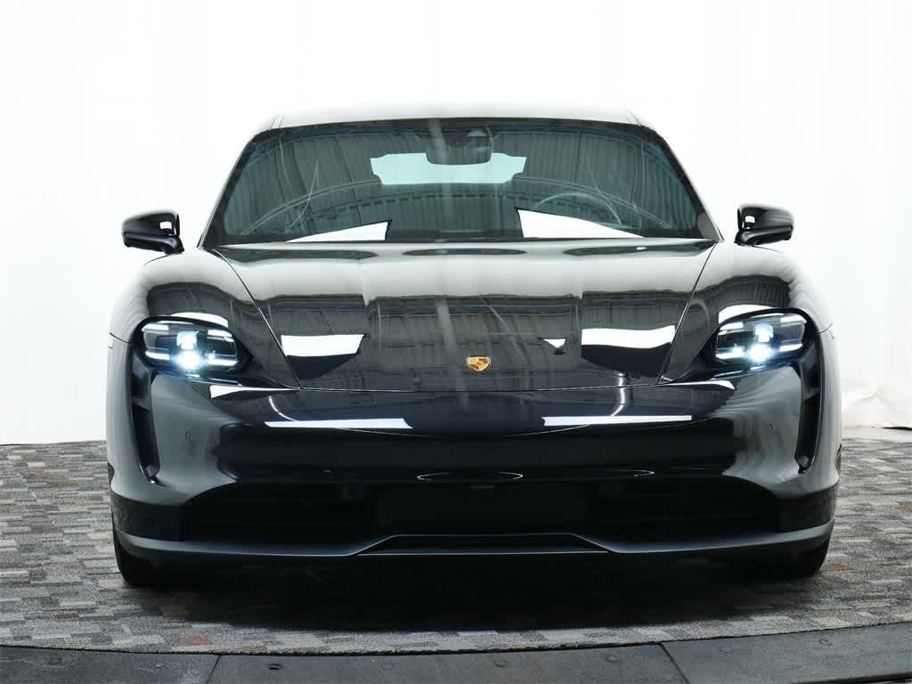 Thumbnail: 2022 Porsche Taycan - 10