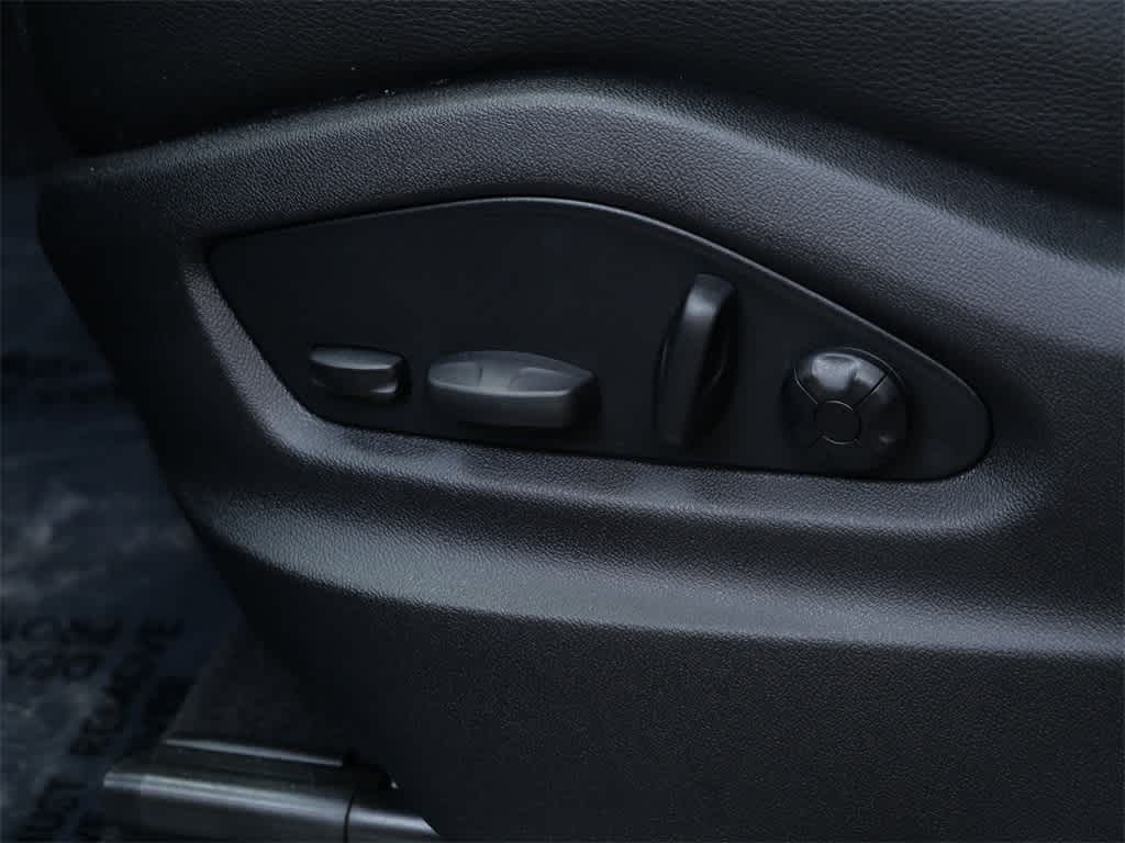 Thumbnail: 2026 Porsche Cayenne - 12