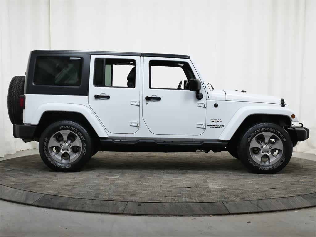 Thumbnail: 2017 Jeep Wrangler - 8