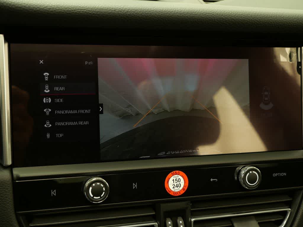 Thumbnail: 2025 Porsche Macan - 27