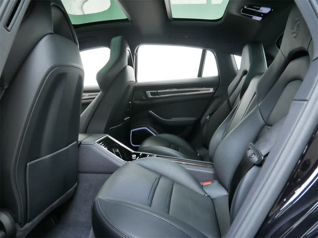 Thumbnail: 2023 Porsche Cayenne - 13