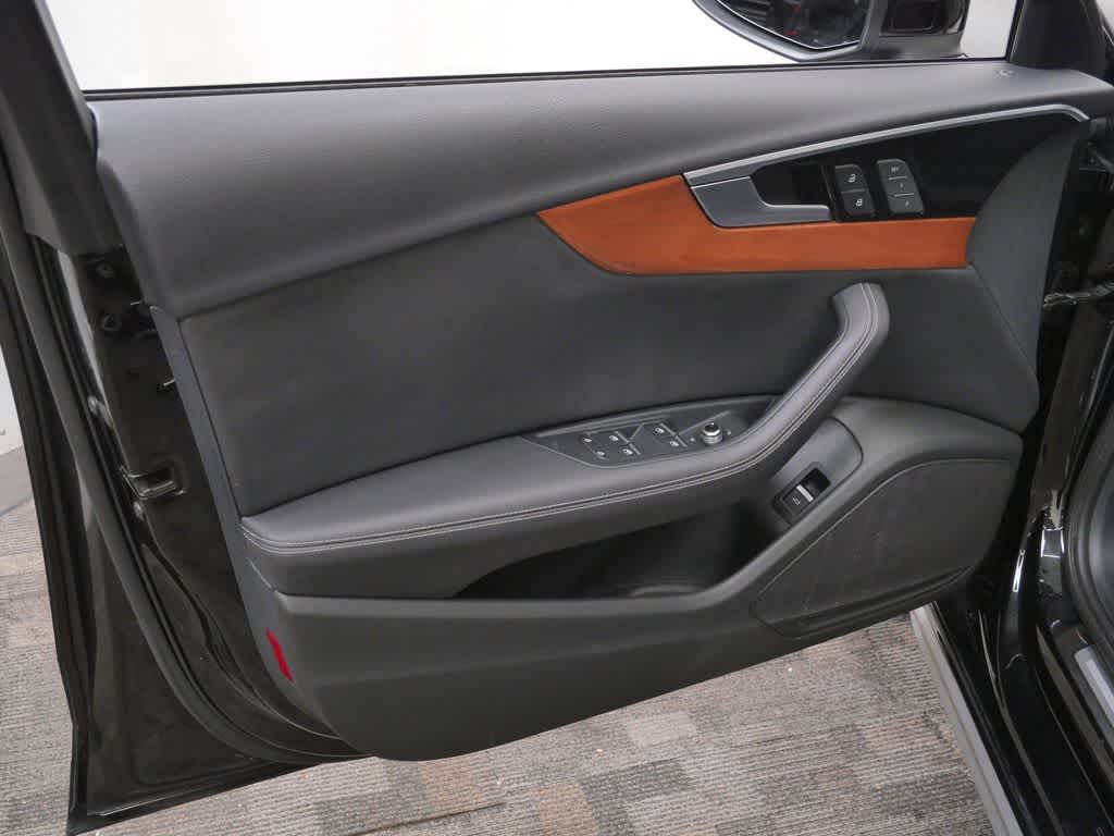 Thumbnail: 2020 Audi A4 - 11