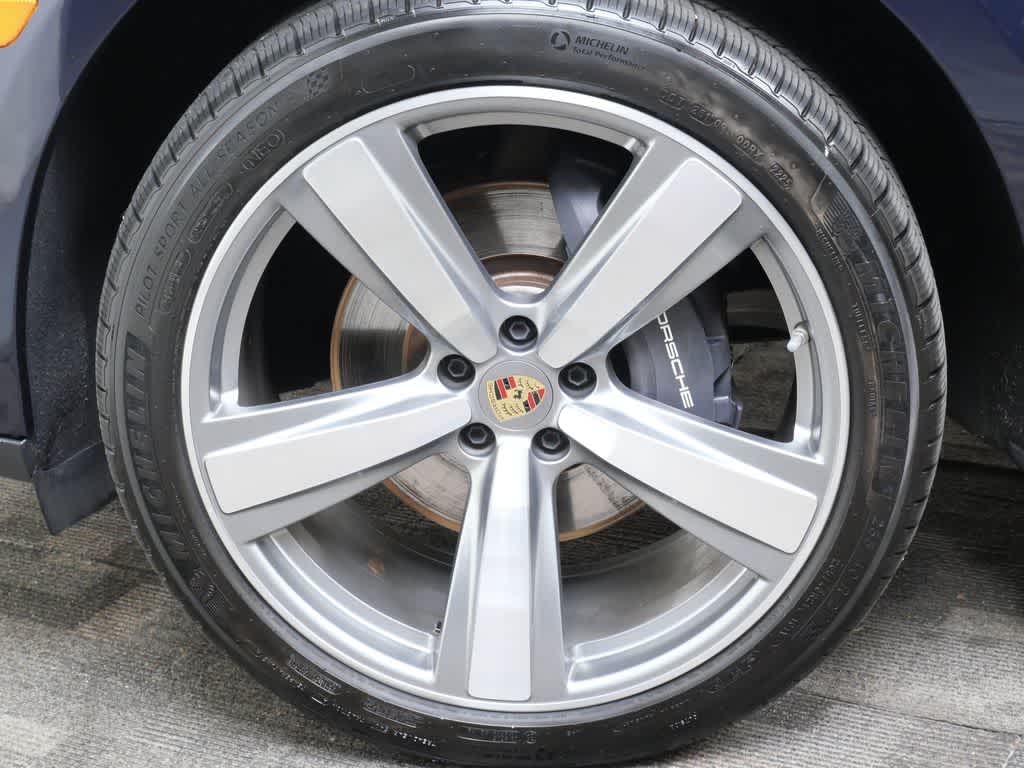 Thumbnail: 2023 Porsche Macan - 11