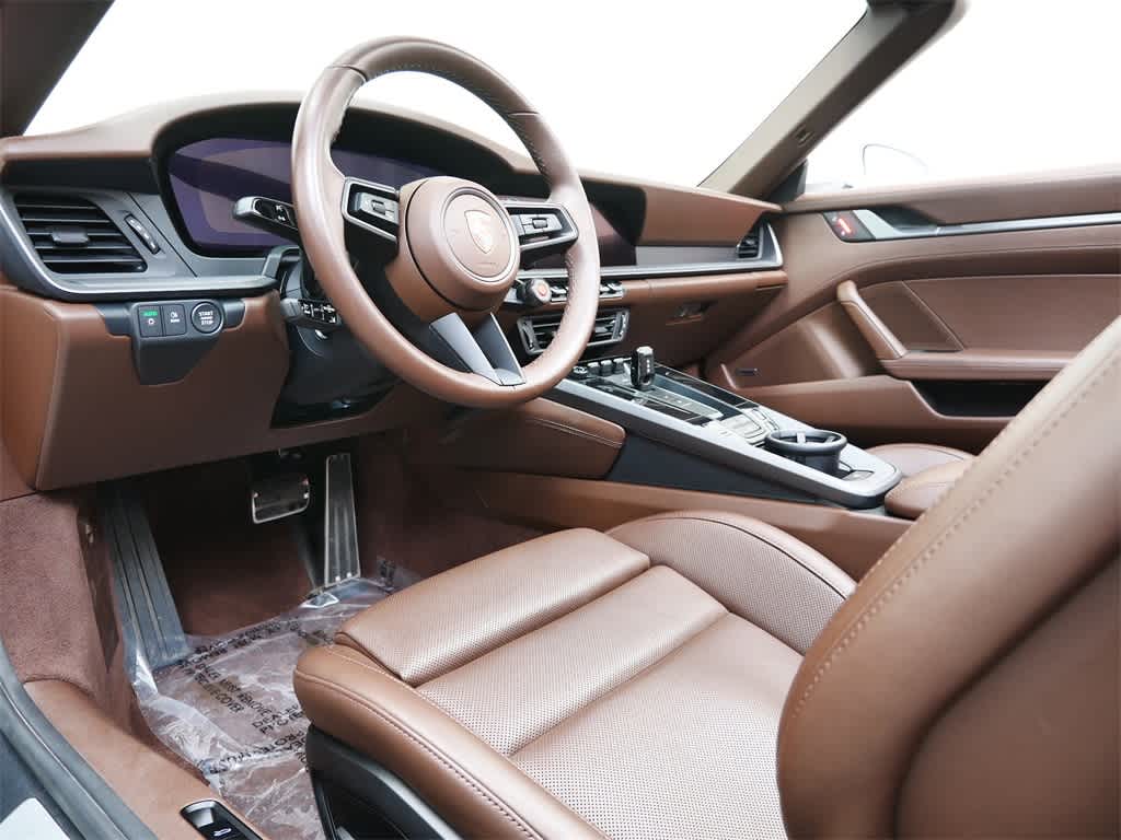 Thumbnail: 2025 Porsche 911 - 4