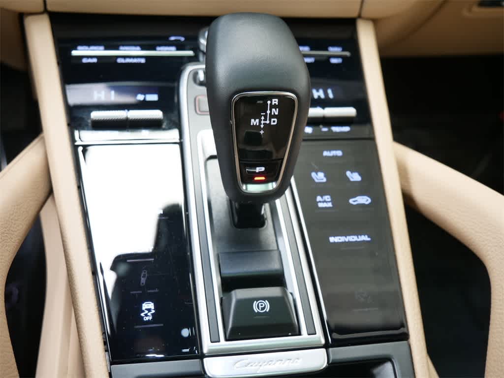 Thumbnail: 2023 Porsche Cayenne - 26