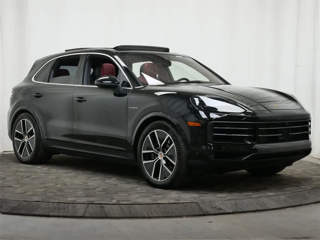 Thumbnail: 2025 Porsche Cayenne - 9